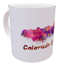 Carica l&#39;immagine nel visualizzatore di Gallery, Tazza skyline Colorado Springs
